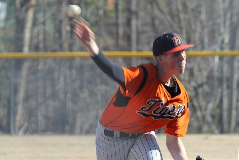 Varsity Baseball