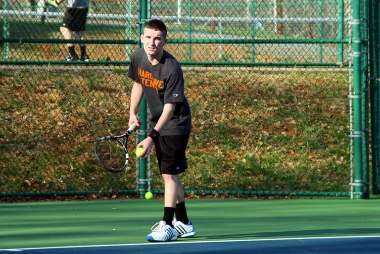 Varsity Tennis